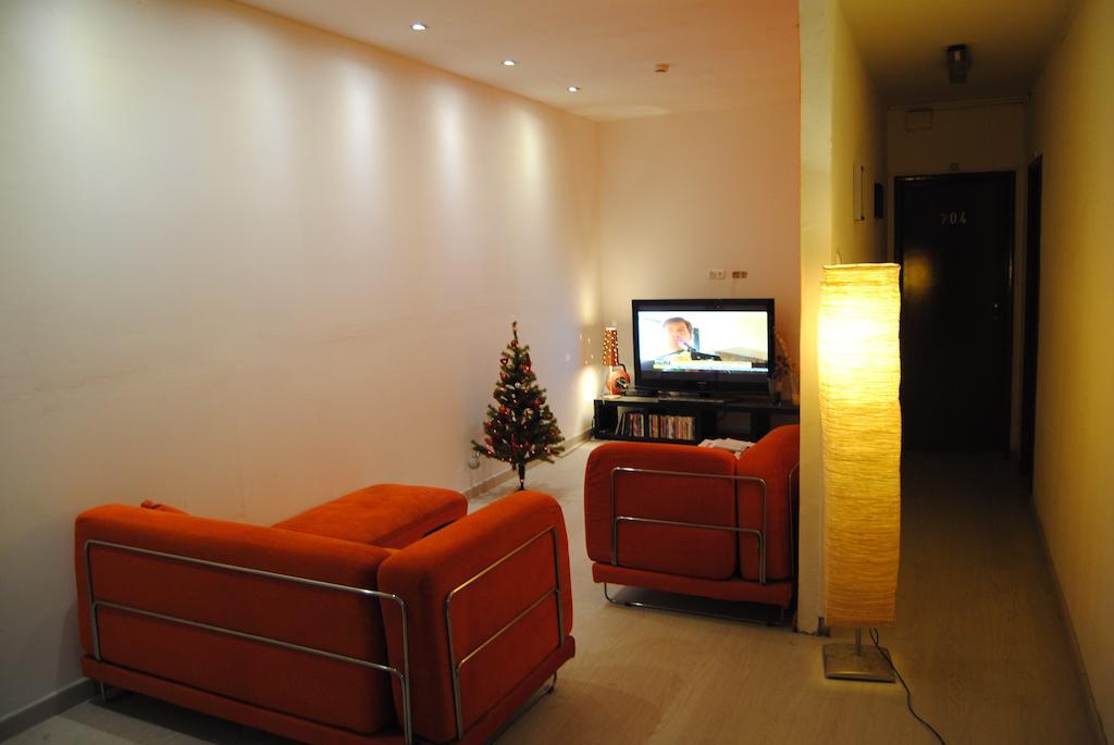 Pensao Beira Minho Hotel Lisbon Exterior photo