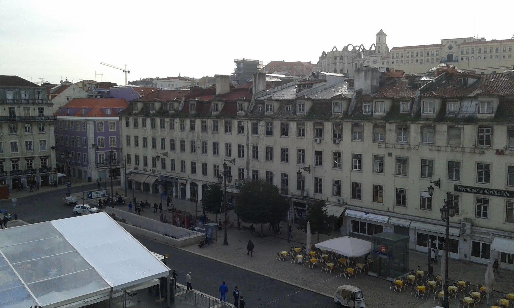 Pensao Beira Minho Hotel Lisbon Exterior photo