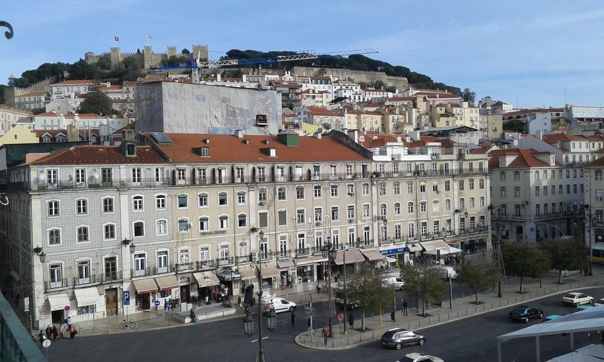 Pensao Beira Minho Hotel Lisbon Exterior photo